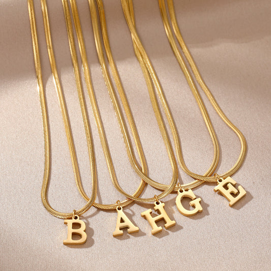 Classic Gold Flat Letter Necklace – Timeless Personalized Jewelry