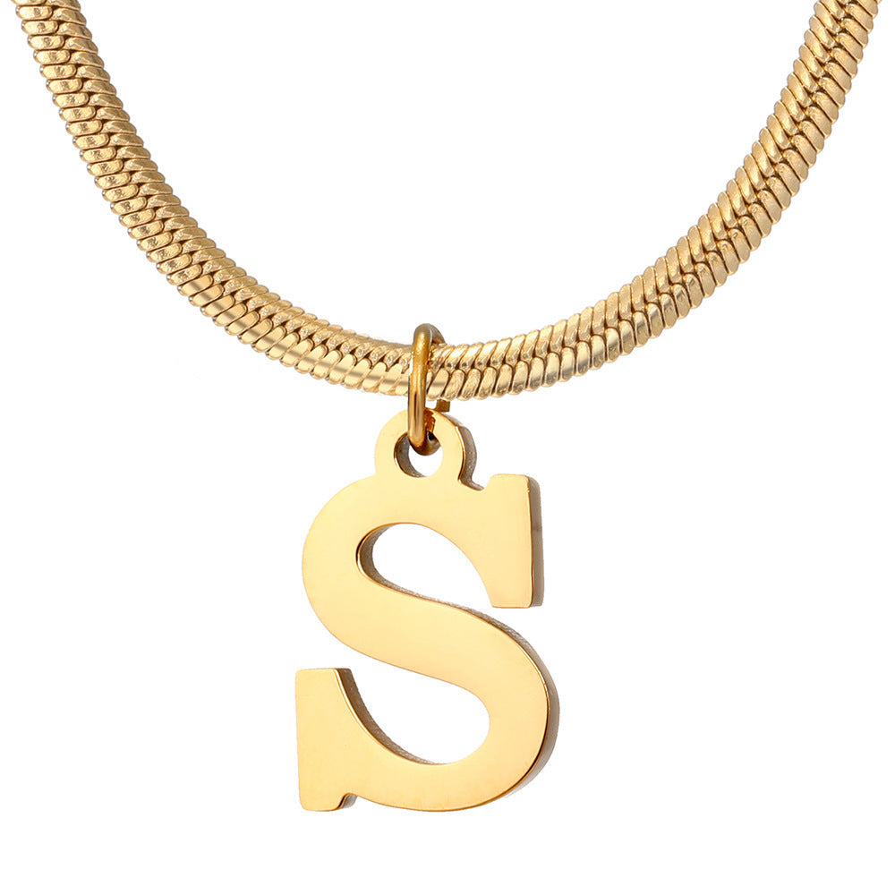 Classic Gold Flat Letter Necklace – Timeless Personalized Jewelry