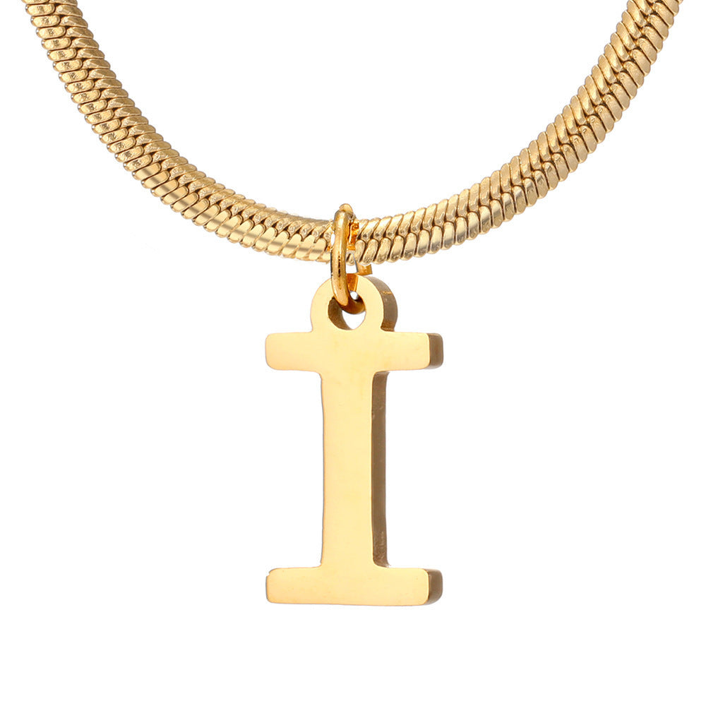 Classic Gold Flat Letter Necklace – Timeless Personalized Jewelry