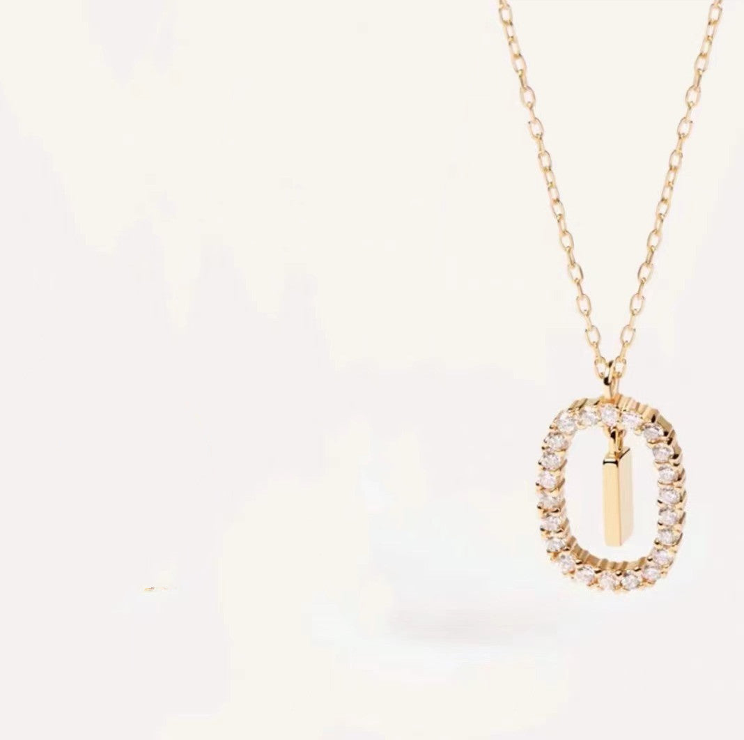 Initial Oval Sparkle