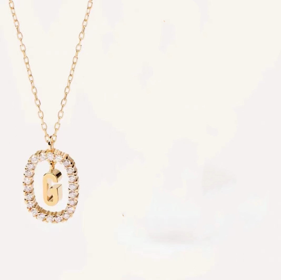 Initial Oval Sparkle