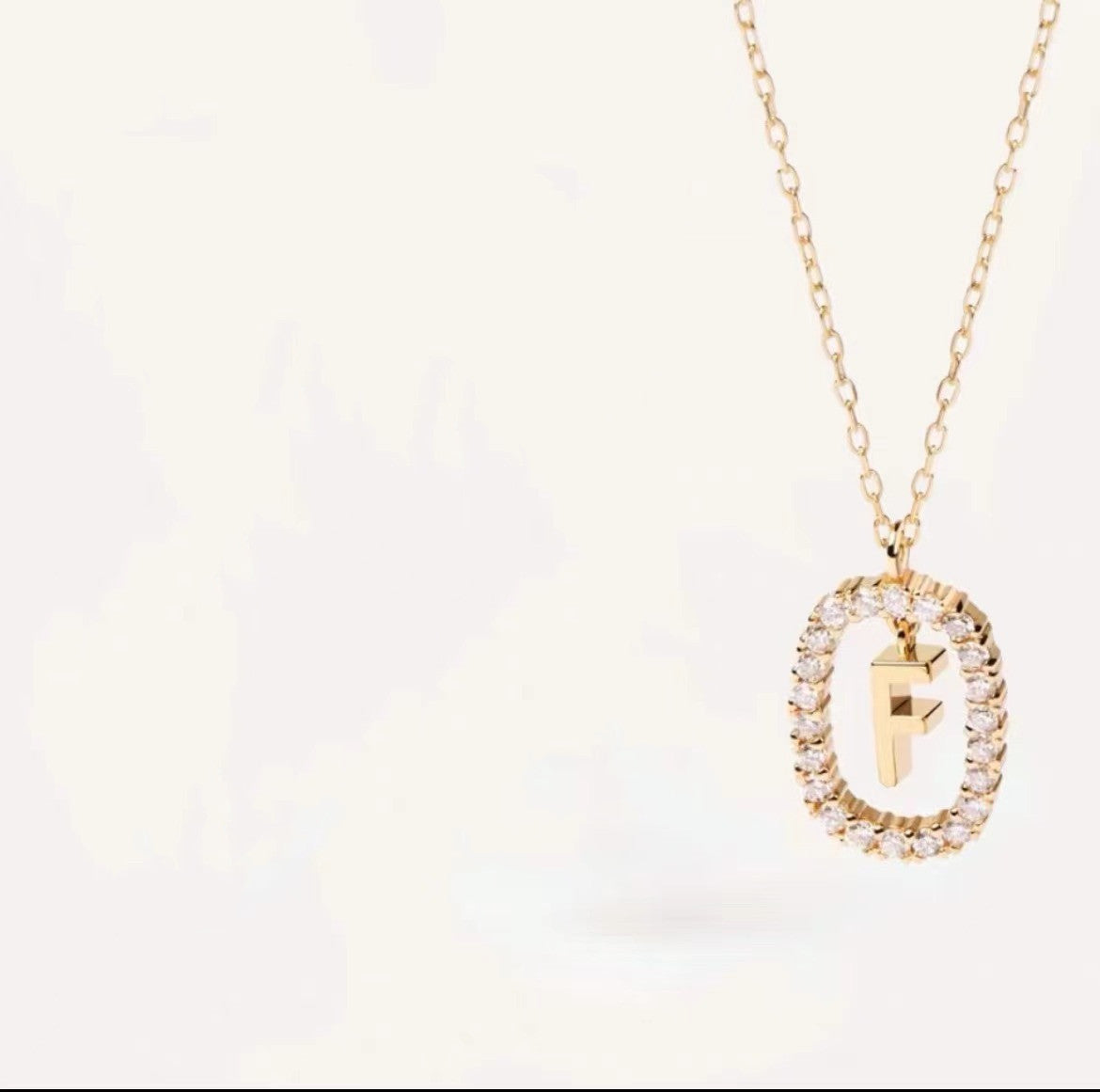 Initial Oval Sparkle